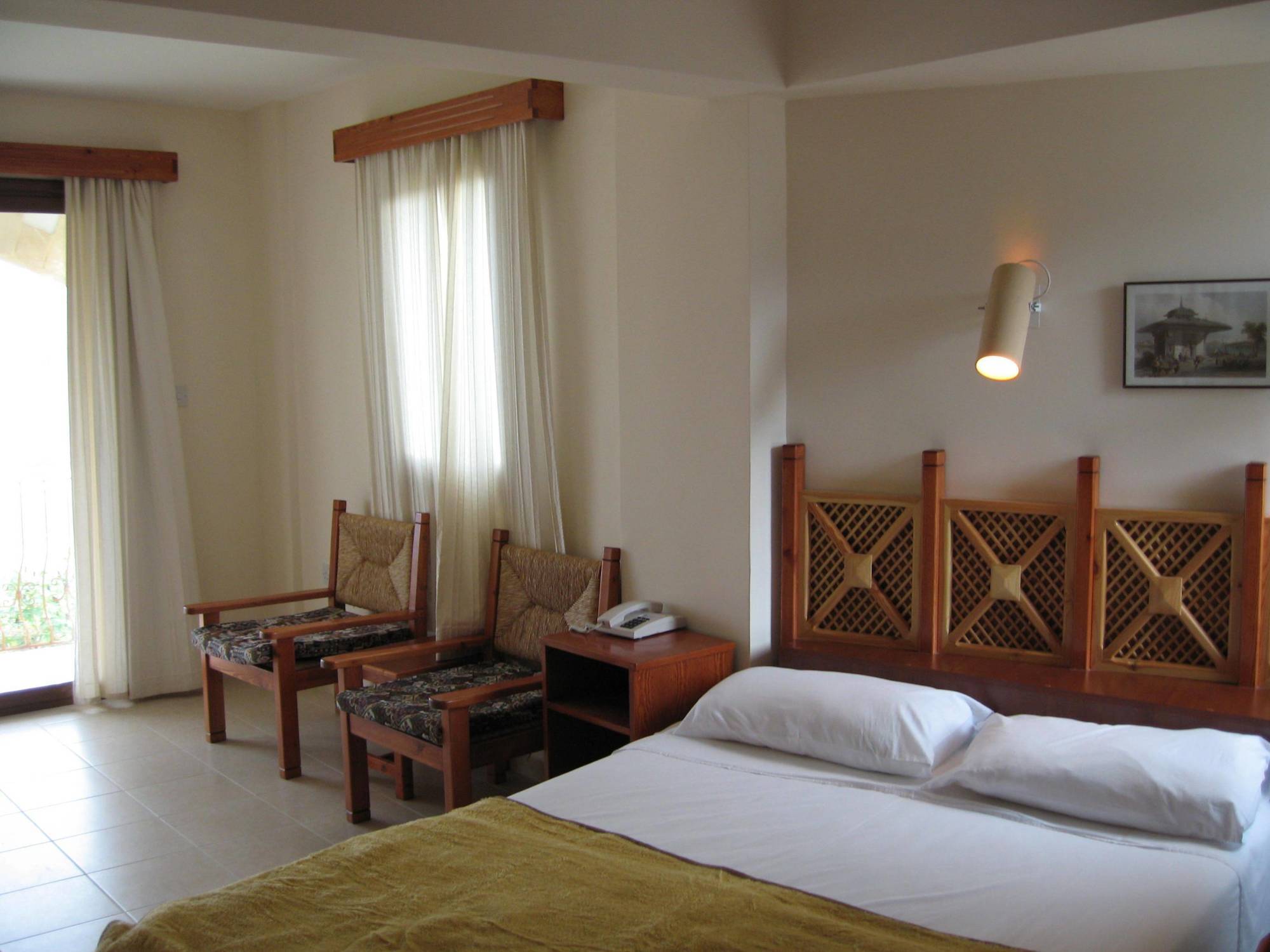 Topset Hotel Agios Georgios  Habitación foto